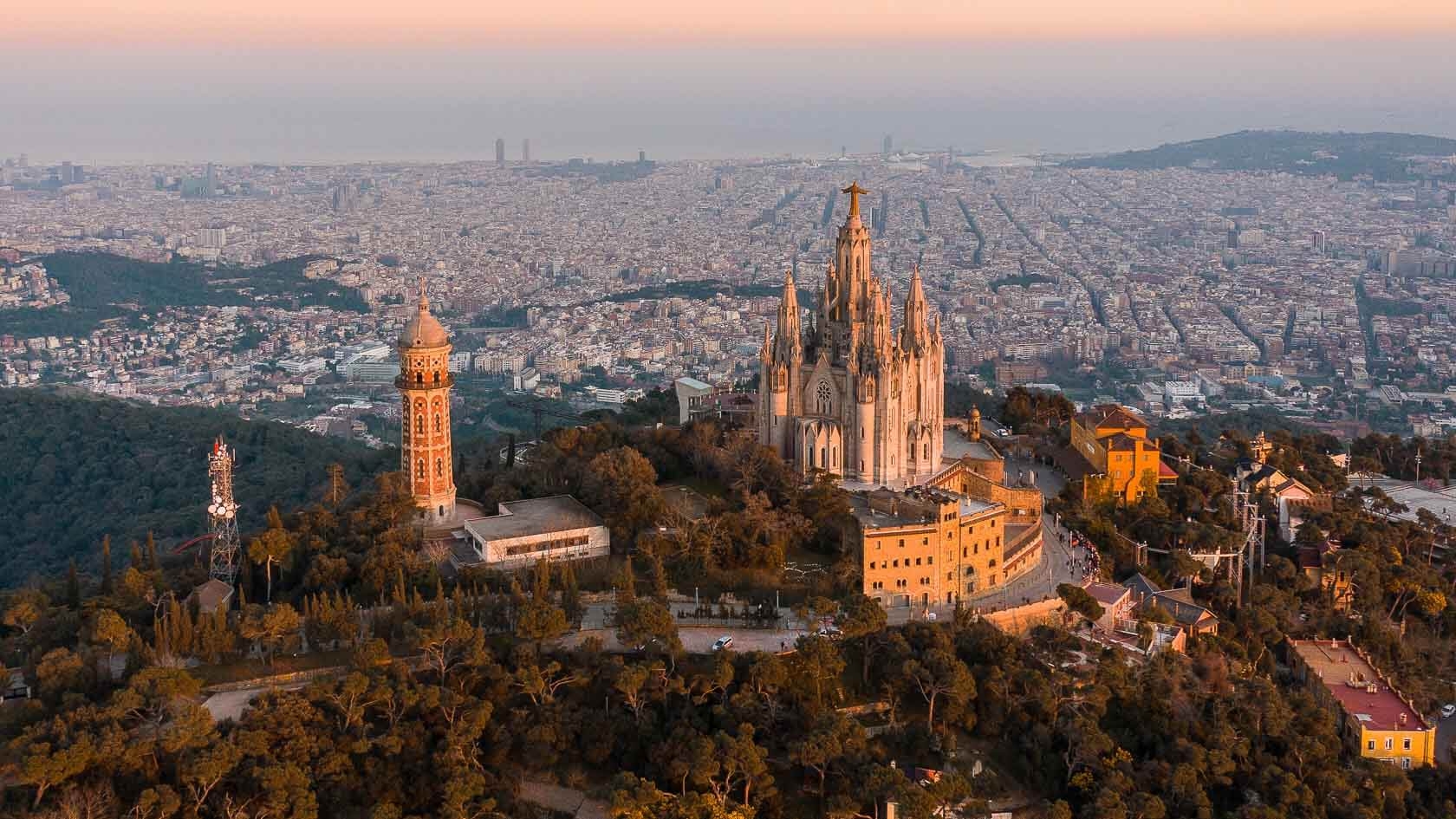 Buying and selling luxury homes in barcelona