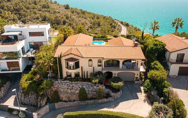 Encantadora villa con vistas al mar